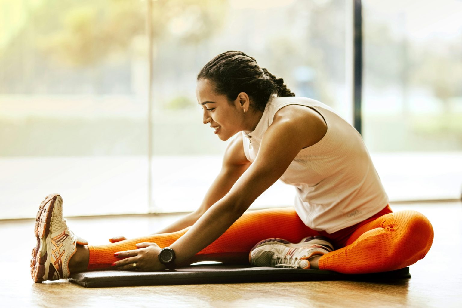 Single leg stretching exercise