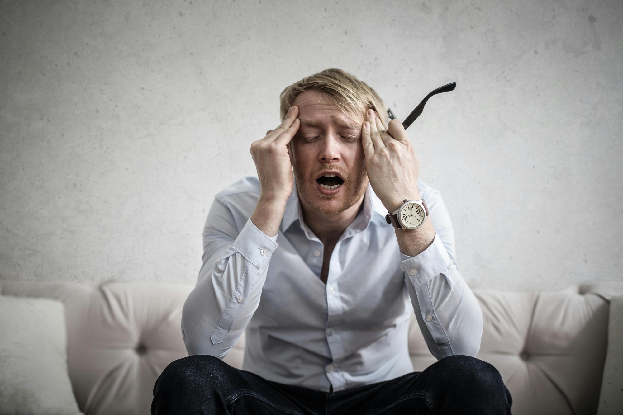 Desk-to‑Device: How Busy Professionals Can Beat Sedentary Syndrome with SQAI